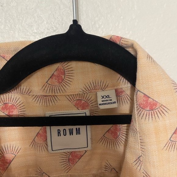 ROWM set of 2 men's XXL short sleeve novelty print button down shirts EUC - Picture 4 of 11